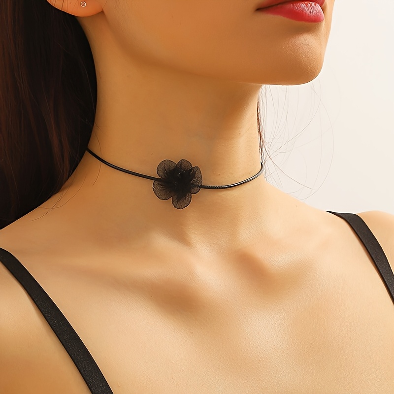 1pc Elegant Black Flower Women's Necklace