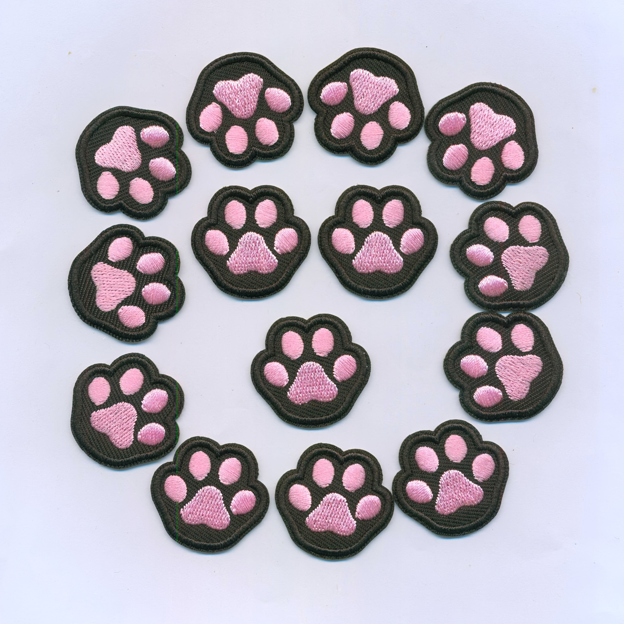 

14pcs Pink Cat Paw Print Iron-on Patches, Appliques For Diy Crafts, Sewing, And Clothing Accessories, Black Border With Pink Glitter Design, Cat Embroidery Patch