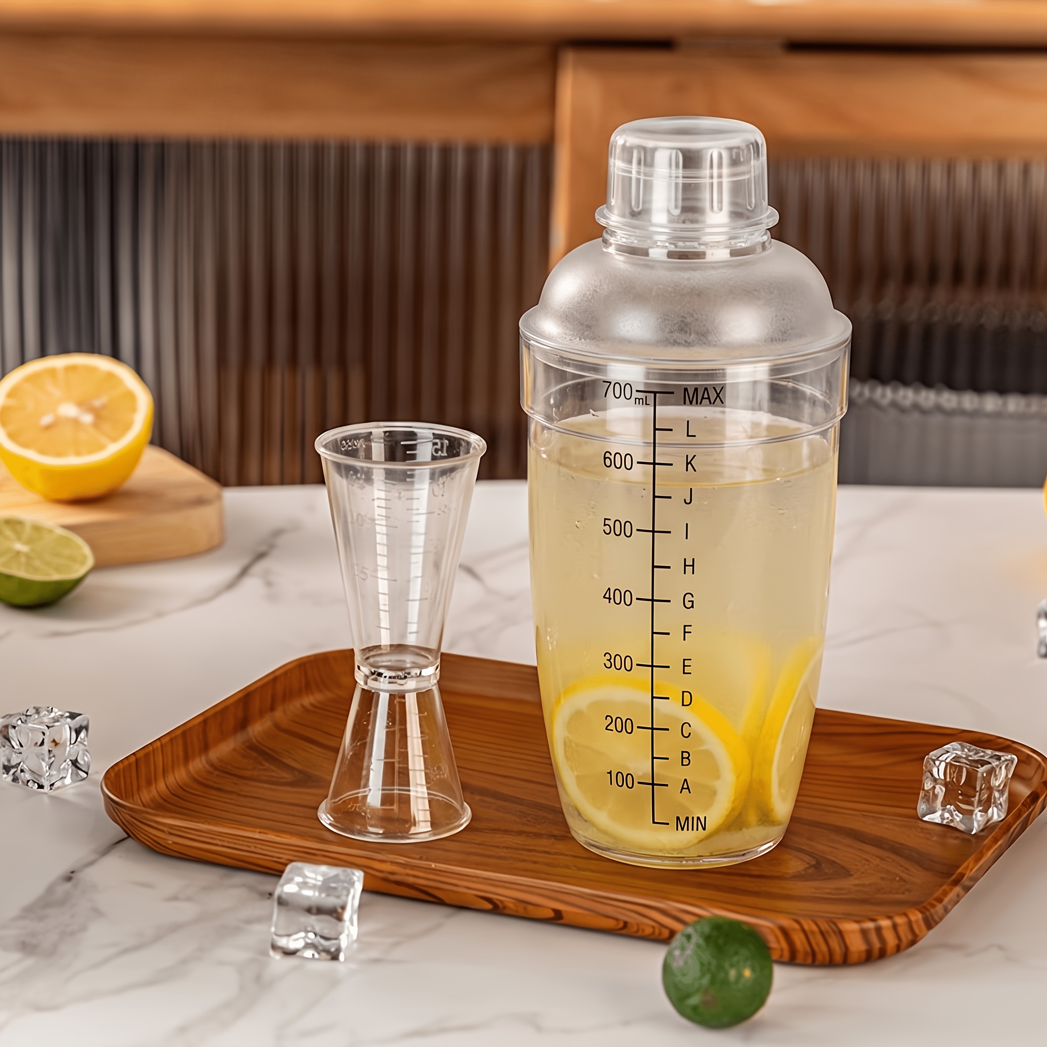 TEMU Ensemble de 2 pièces : 1 shaker + 1 verre doseur à double tête. Shaker manuel pour mélanger concentré, inclut un couvercle de mixeur à main.