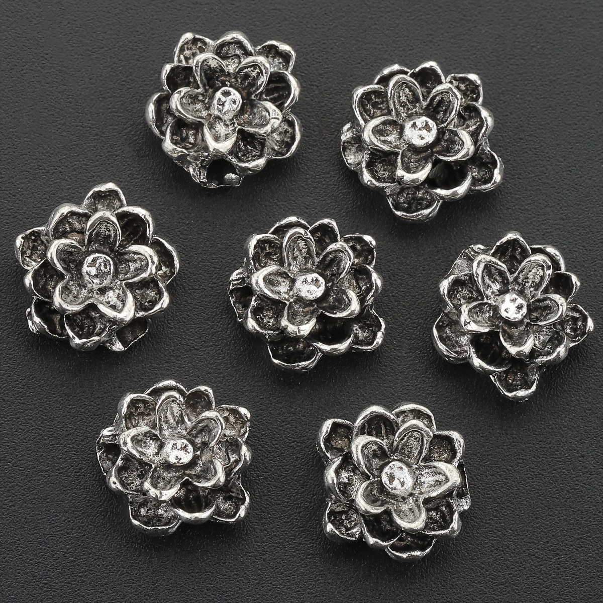 E-shop 20 Stück Dreischichtige Lotusblumen-Perlen – Legierungs-Metallspacer für DIY-Schmuckherstellung – Ideal für Armbänder, Halsketten &