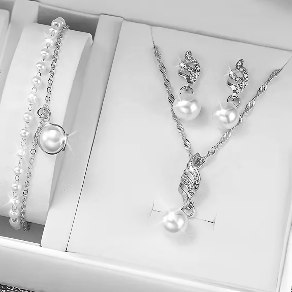 

Elegant Vintage Style Pearl Jewelry Set For Women - Alloy Necklace, Earrings, Bracelet - Daily & Gift Accessories - All Season Suitable