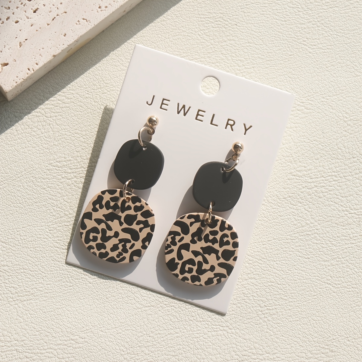Image of 1 Pair Of Women' Earrings, And Brown Leopard Print Classic Square Geometric Earrings, Clay Texture, Elegant, Suitable For Everyday Wear, Versatile For Parties, Dates, Valentine's Day Gifts
