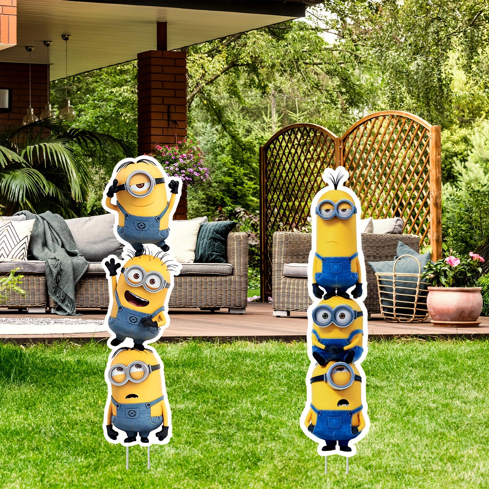 

6-piece Licensed Festive Character Yard Sign Set - Durable Plastic, Stackable Garden Decor For Christmas, Thanksgiving, And General Parties - Windproof, Energy-free, Minions Branded Lawn Ornaments