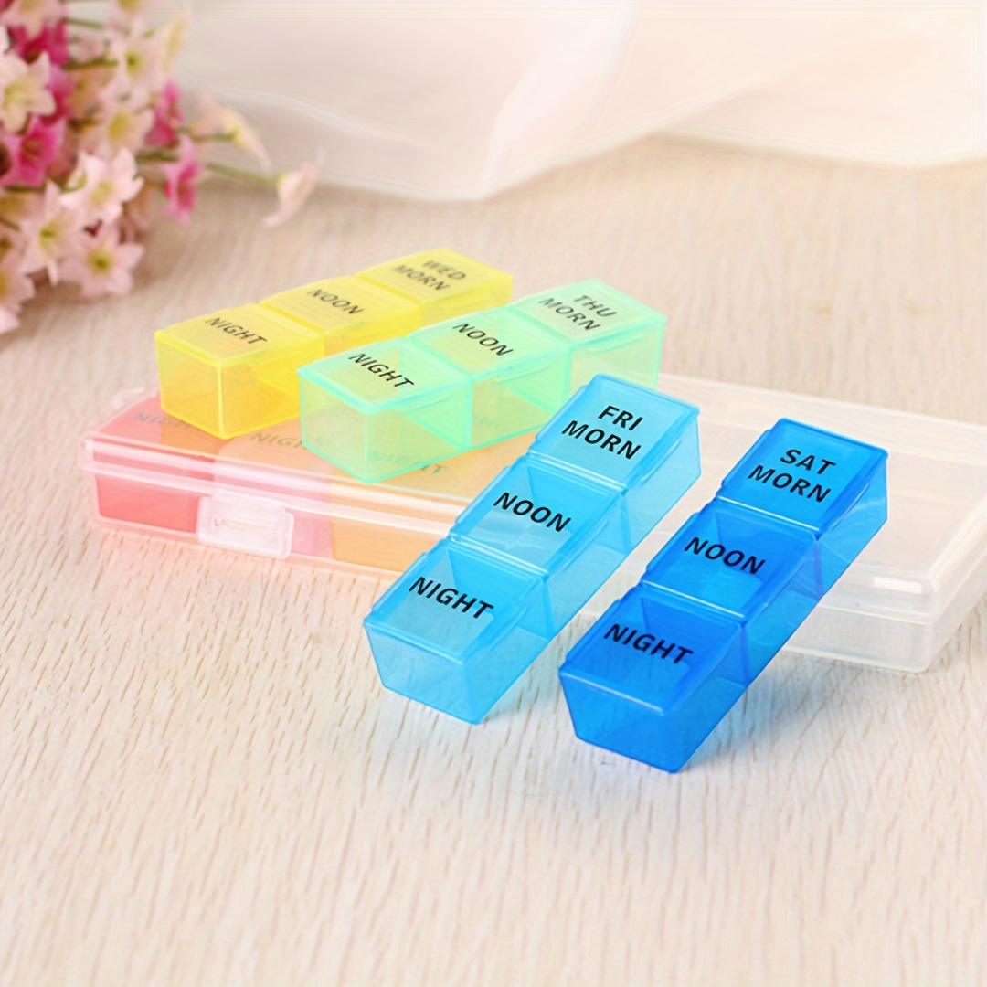 

1pc 7-day Pill Organizer Box, 21-compartment Plastic Medication Case, Classic Style, Rainbow Colors, Portable Weekly Pill Sorter With Secure Lid