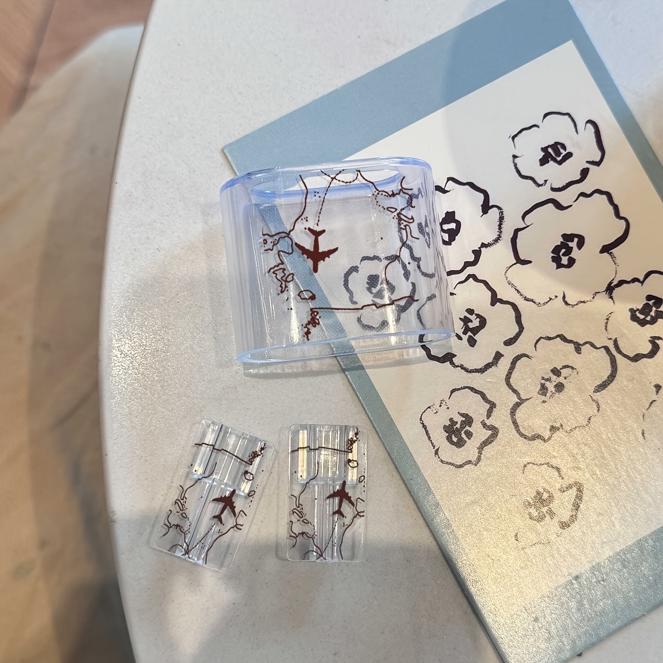 TEMU Juego de 3 protectores de cargador transparentes con diseño de avión, estándar europeo de 20W, protector de cargador móvil de 20W, juego de
