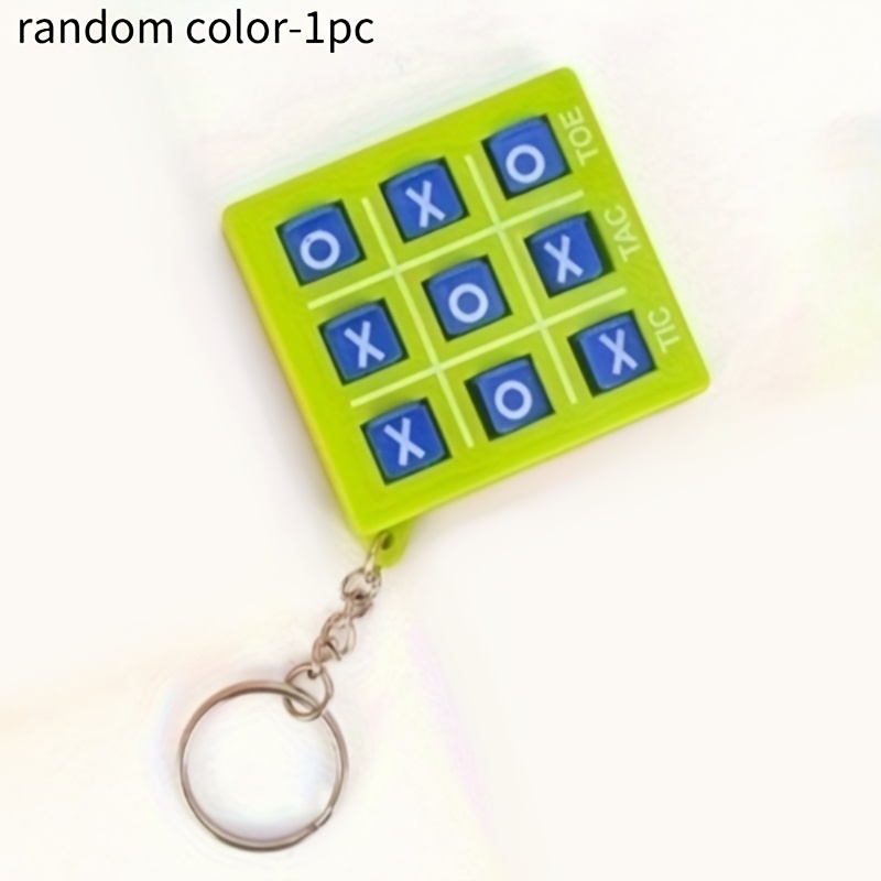 Image of -toe Keychain, A Children's Educational Puzzle Three-in-a-row Xo Game, Training Circle- Pendant, Gift Toy, Random Color