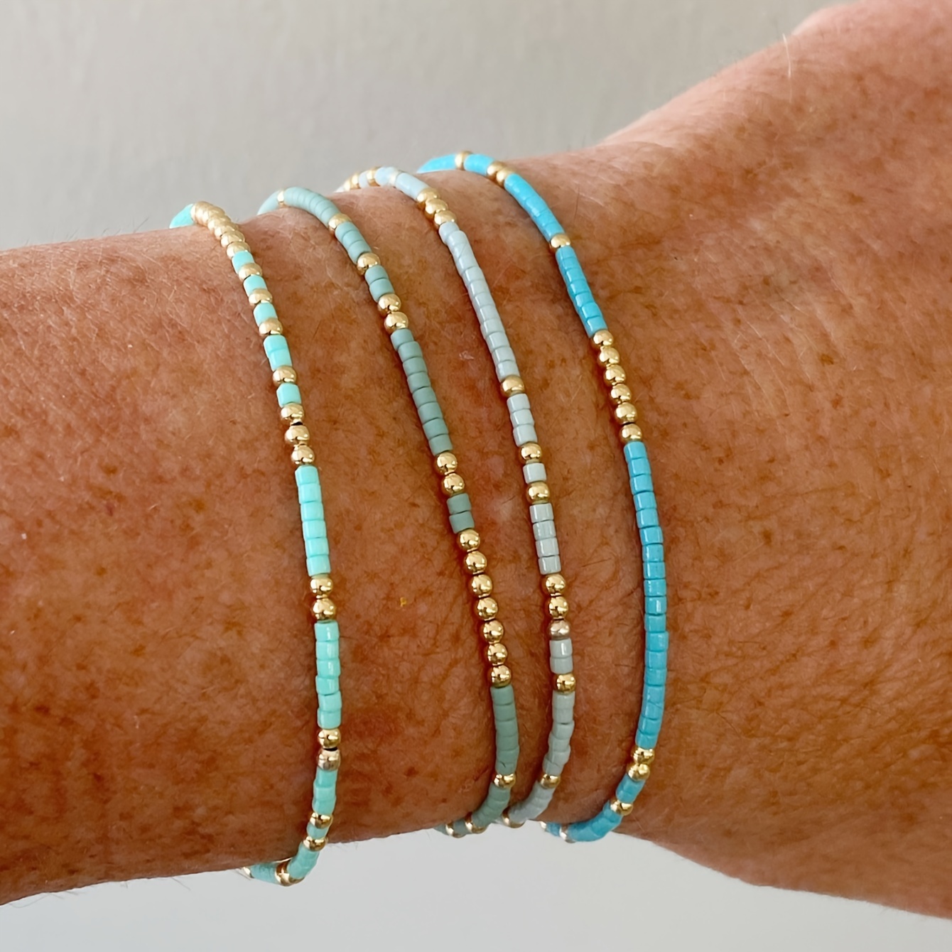 E-shop 4-fädiges Set Glasperlen CCB Perlen Handgefertigtes Perlenkombinationsset Böhmischer Ethno-Stil Strandurlaub Stil Blaue Serie Perlen