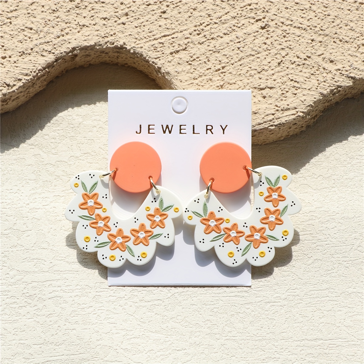 Image of 1 Pair Women's Spring Small Daisy Floral Print Clay-like Texture Ins Design Sense Hollow Exaggerated Temperament Elegant Trendy Acrylic Earrings