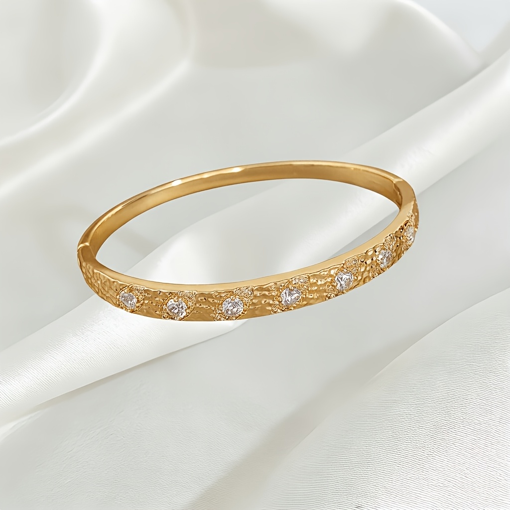 Unisex High Quality Copper Bracelet with Romantic Rhinestone Inlay