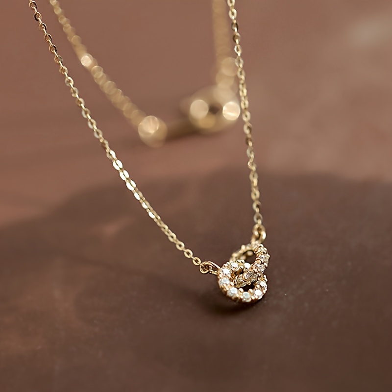 TEMU The Sparkling Double Ring Pendant Necklace Is A Fashionable, Luxurious, And Elegant Style For Women. It Features A Niche Design And A High-end