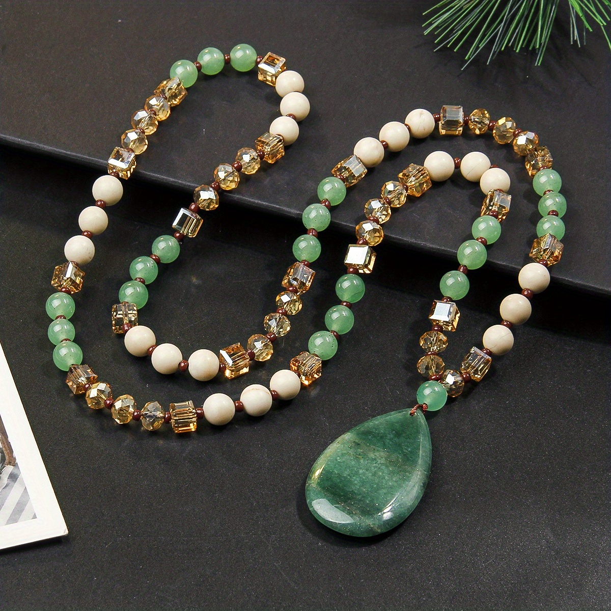 E-shop Natürliche Grüne Kadeshit- Halskette mit Handgefertigten Perlen & Echtem Steinanhänger - Natürlicher Mineral-Schmuck Geschenk für Ehefrau,