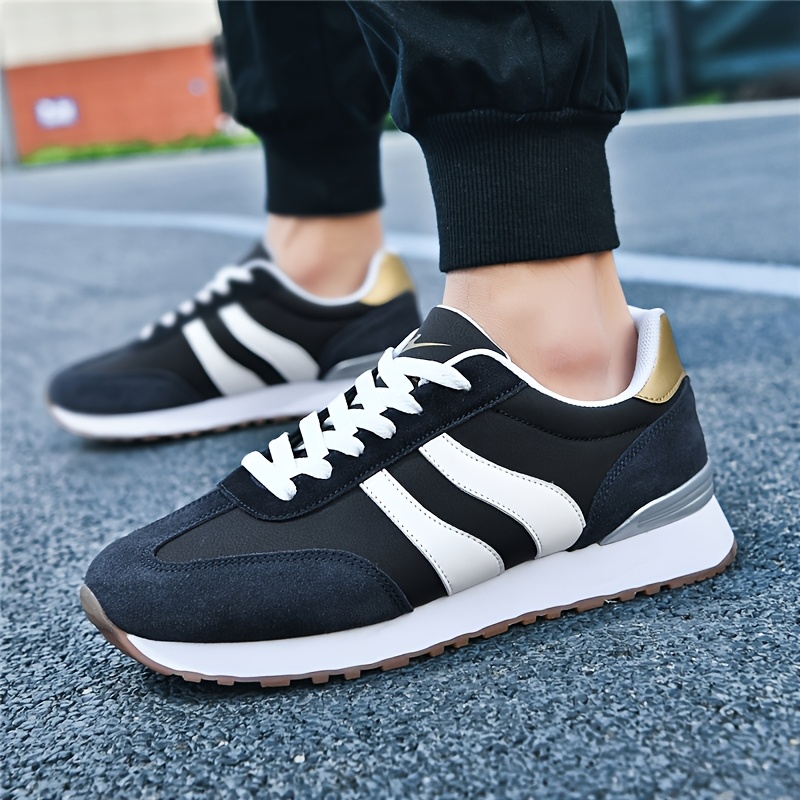 Herren Sneaker weiß navy – leichte, atmungsaktive Schuhe mit rutschfester Softsohle