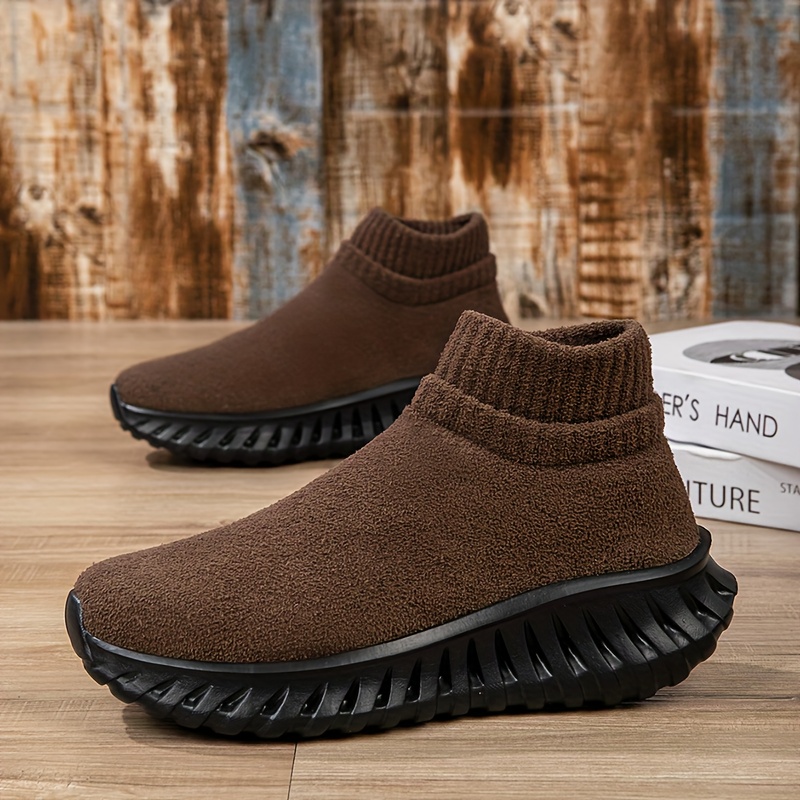 New Winter Collection of Thick-Soled Oversized Unisex Shoes, Warm Mid-Top Couple Shoes, Easy Slip-On Soft Casual Walking Shoes