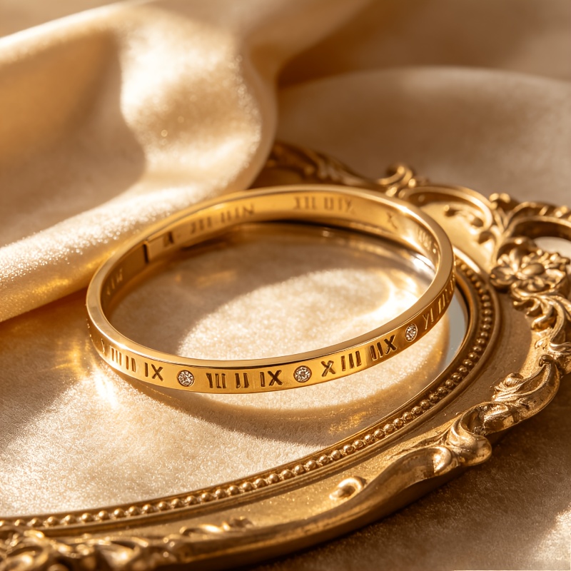 3pcs Stackable Wrist Jewelry Set with Roman Numeral Bangle