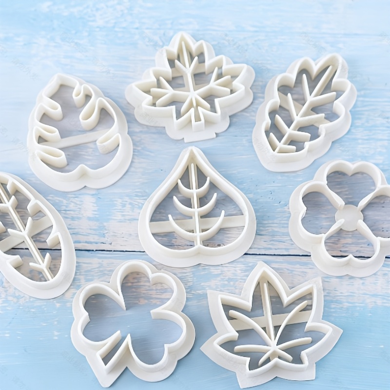 Image of 8pcs Mini Leaf Theme Cookie Cutters Clover Maple Leaf Clay Fondant Baking Tools Suitable For Spring, Autumn, Graduation, Halloween, Thanksgiving, Christmas, Easter Decorations