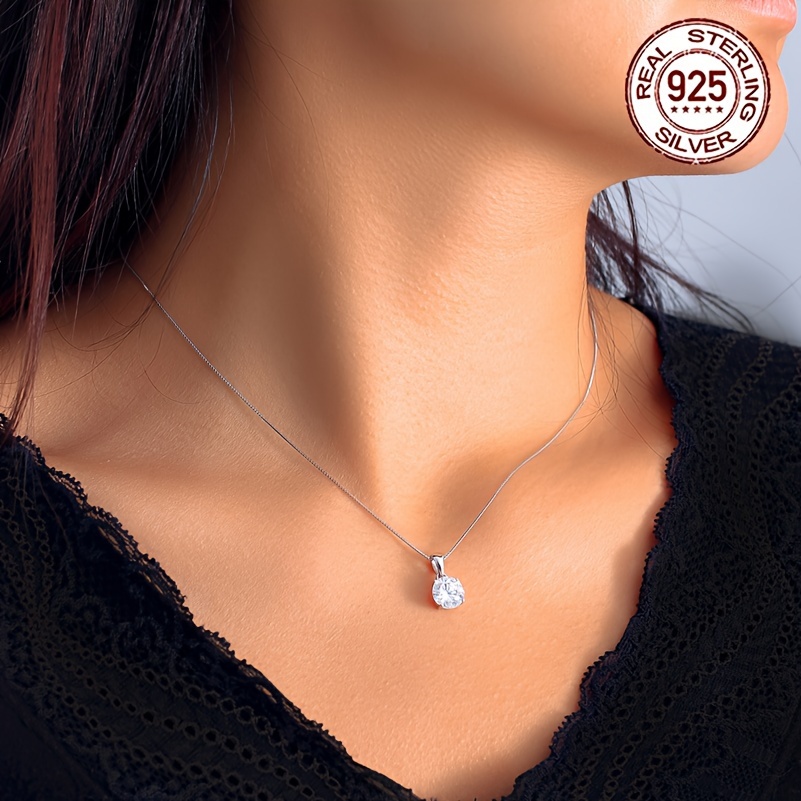 

925 Sterling Silver 3.04g/0.107oz 1pc Classic Shiny White 4 Claws Round Cut Cubic Zirconia Inlaid Pendant Exquisite Necklace Elegant Temperament Women Clavicle Chain Surprise Daily Wear Jewelry Gift