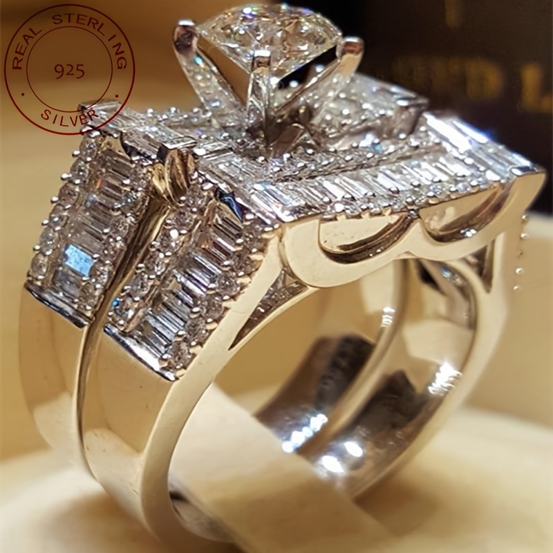 

2pcs/set Luxury Women's Micro-inlaid Zirconia 925 Sterling Silvery Wedding Engagement Ring Set