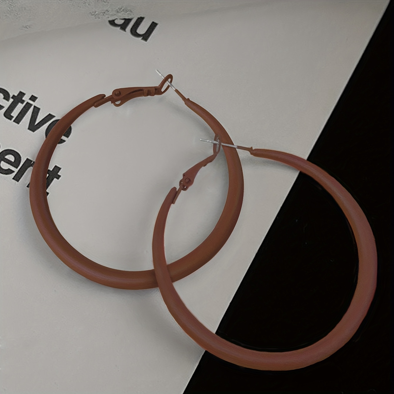 TEMU 1 Pair Of High-end Temperament, Simple Geometric Circle, Fashionable Coffee Colored Women' Ear Rings