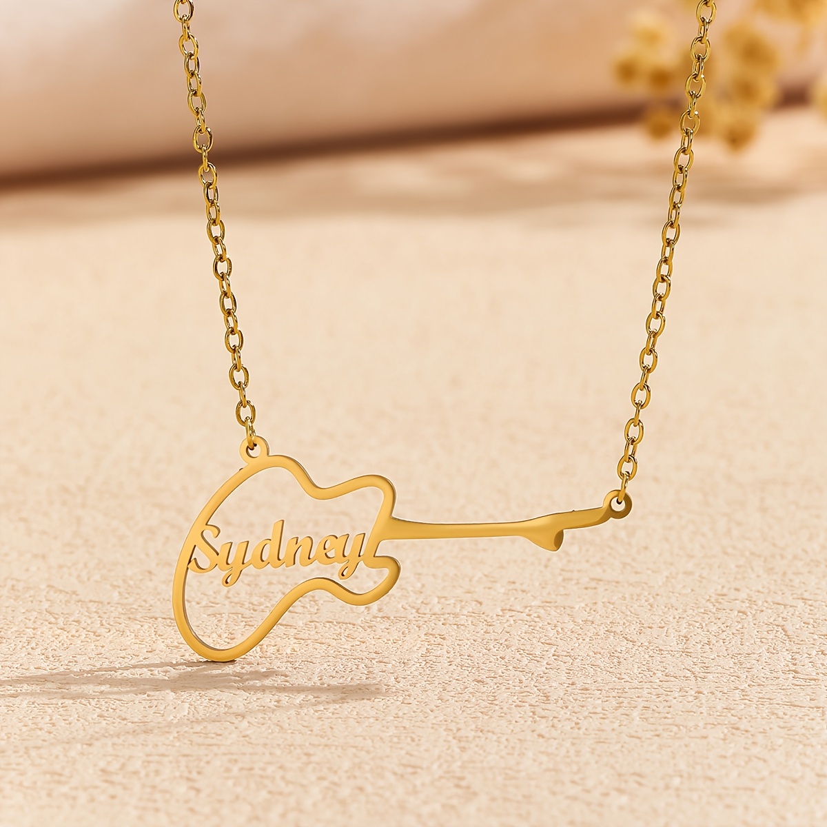 TEMU Gepersonaliseerde ketting met gitaarsymbool, custom naam ontwerp, perfect voor muzikanten, en een geweldig cadeau voor muziekliefhebbers