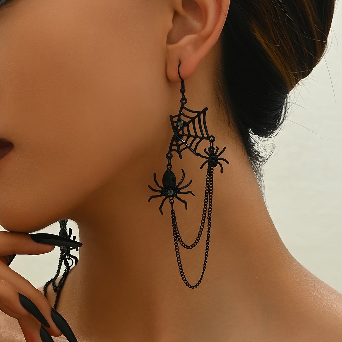 

Vintage Gothic Spider Web And Spider Chain Tassel Drop Dangle Earrings With Rhinestones, Zinc Alloy, No Plating, Iron Ear Needle For Halloween Festival Party Celebration - All Season Wear