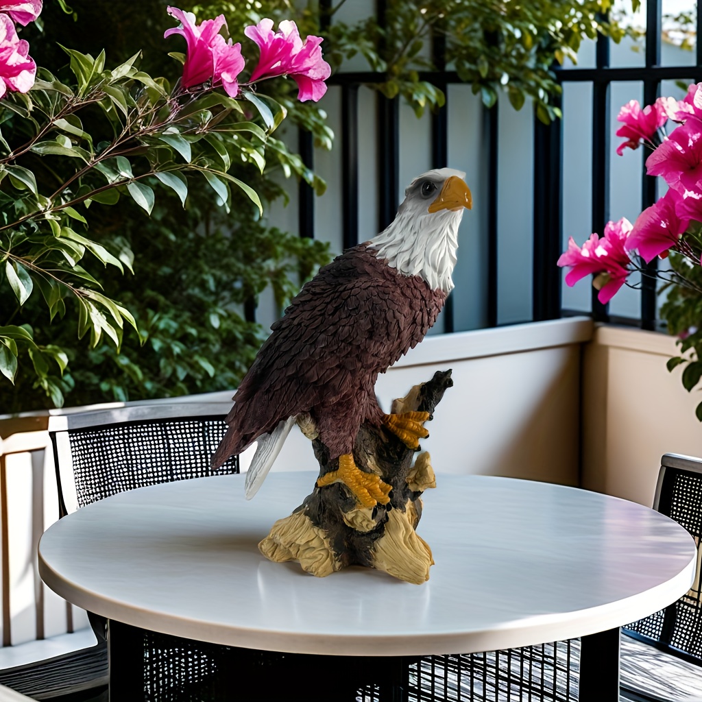 Majestic Eagle Statue