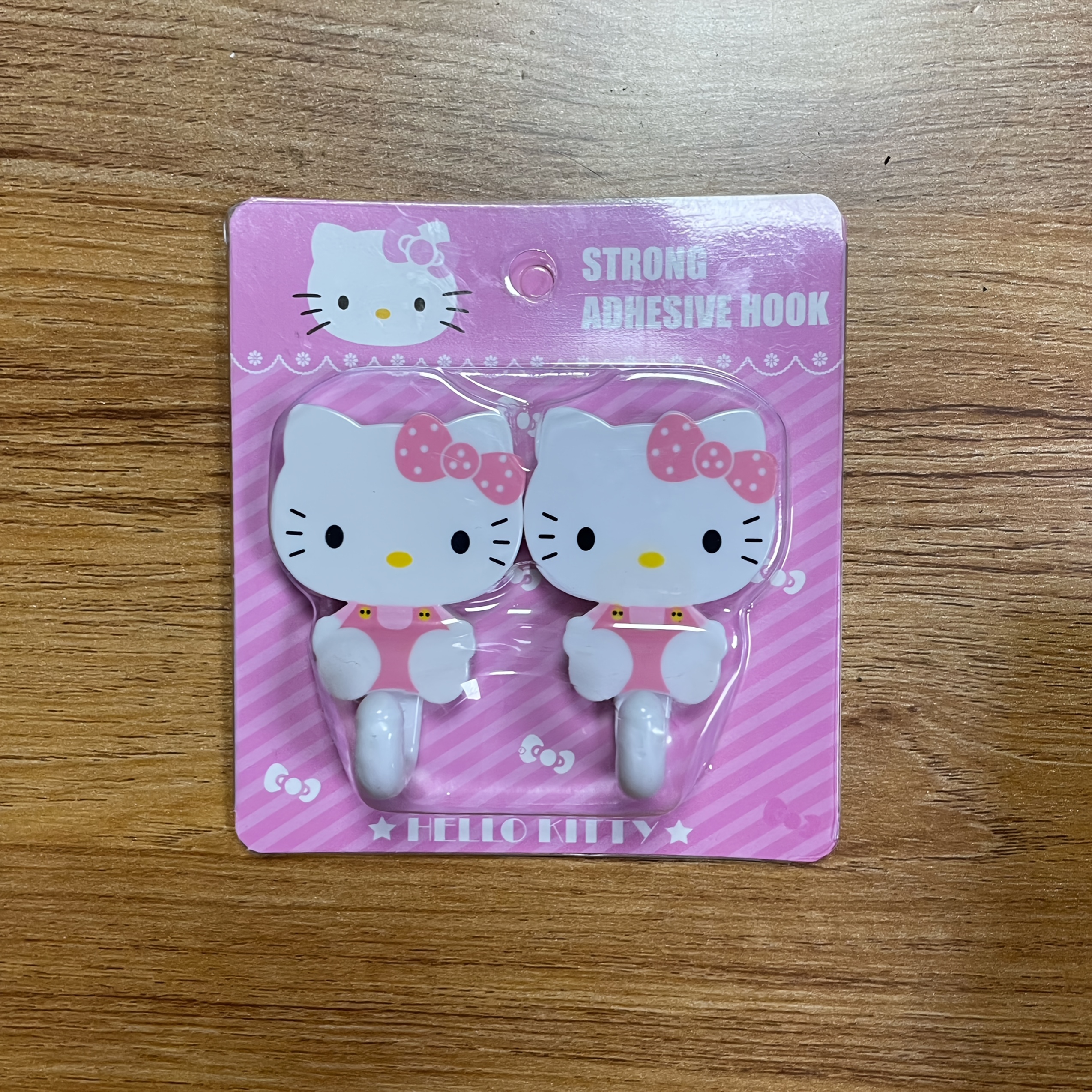 E-shop 2 Stk. Sanrio Starke Klebehaken, Selbstklebende Wandhaken, Nagelfreie Wandmontage, Multifunktionale Wandhaken, Cartoon Niedliches Design,