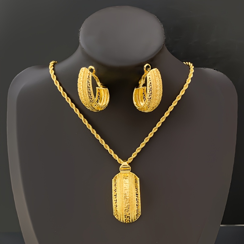 TEMU Ensemble tendance 2pcs Rétro à carreaux , Pendentif, Collier torsadé, Ensemble 3pcs, Mariage du Moyen-, Ensemble de clips d'oreille de U, Bijoux