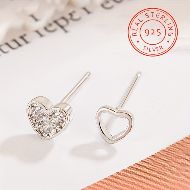 

2 Pieces Of 925 Sterling Silver Heart-shaped Earrings Simple High-end Earrings Elegant For Are A For Birthday Gifts, Valentine's Day, Halloween, Christmas, And The Holiday Must-have