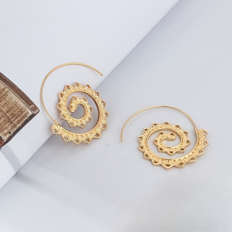 Fashion Alloy Popular Oval Spiral Earrings Exaggerated Vortex Gear Heart -shaped Heart -shaped Retro Ear Jewelry