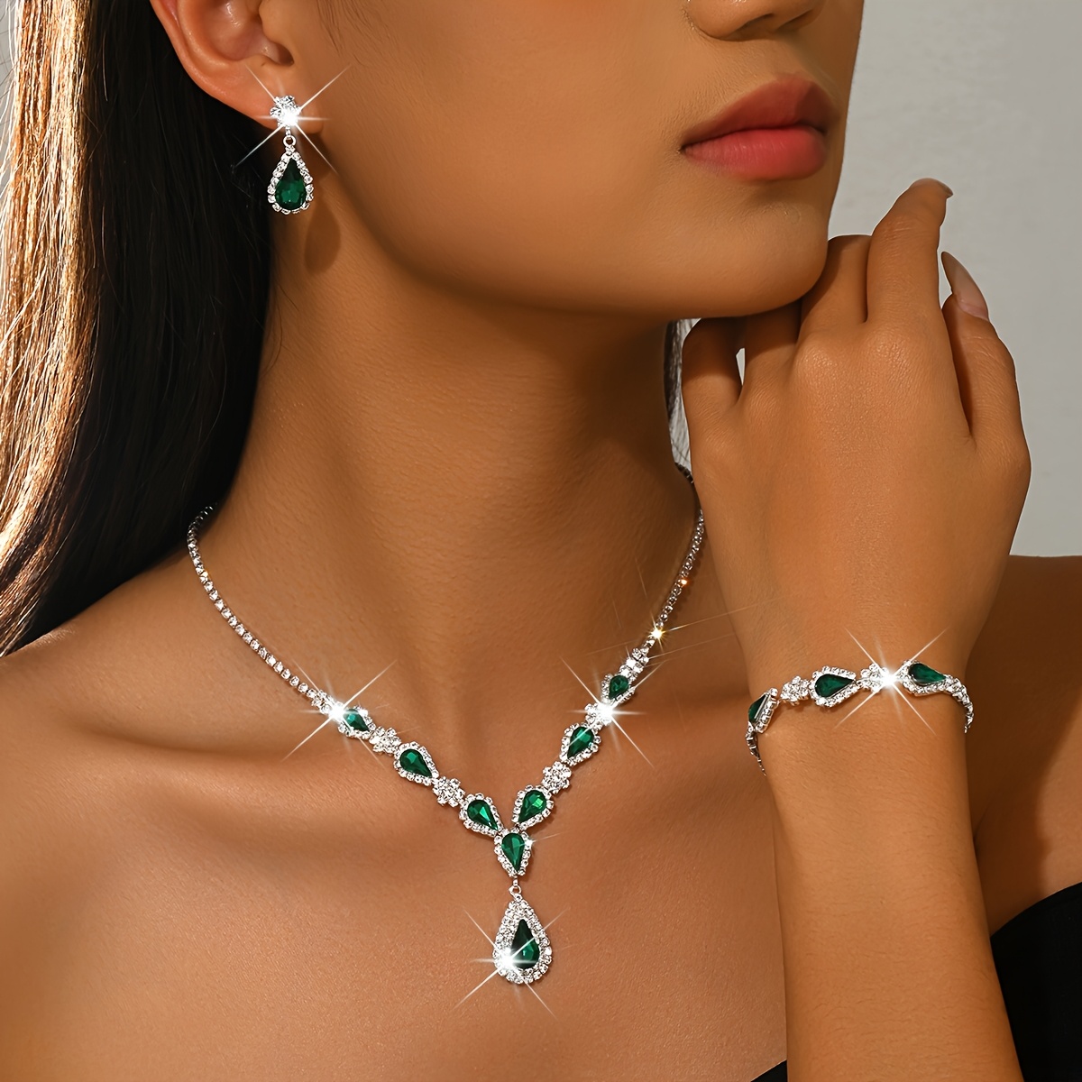 3-delige set luxe groene traanvormige sieraden voor dames, strass-ketting, oorbellen en armband, bruids- en trouwsieraden, geschikt voor gala-avonden, etentjes en kerstcadeaus