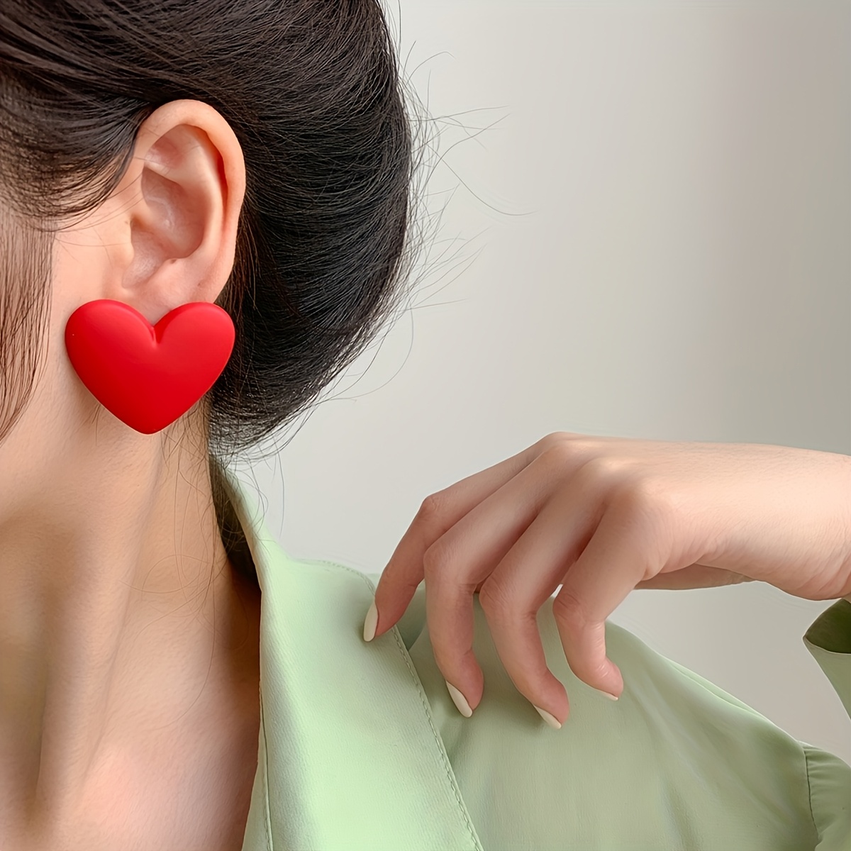 TEMU 2 Stk. Acryl-Ohrringe in Herzform zum Valentinstag, geeignet zum Verschenken