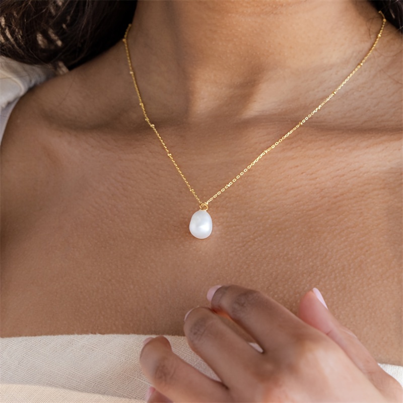 Image of 1pc Retro French Pendant Necklace, With A Fashionable Design And Elegant Temperament For Women. Versatile All Year Round And A Birthday Gift For , Mothers, And Daughters