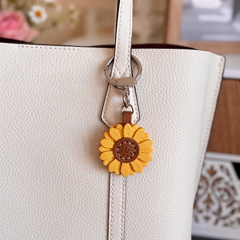 TEMU 1 Cute Faux Leather Sunflower Keychain, Stylish Ladies Bag Pendant, Suitable For Backpacks, Wallets, Car Keychain Pendant Decoration, Mother's