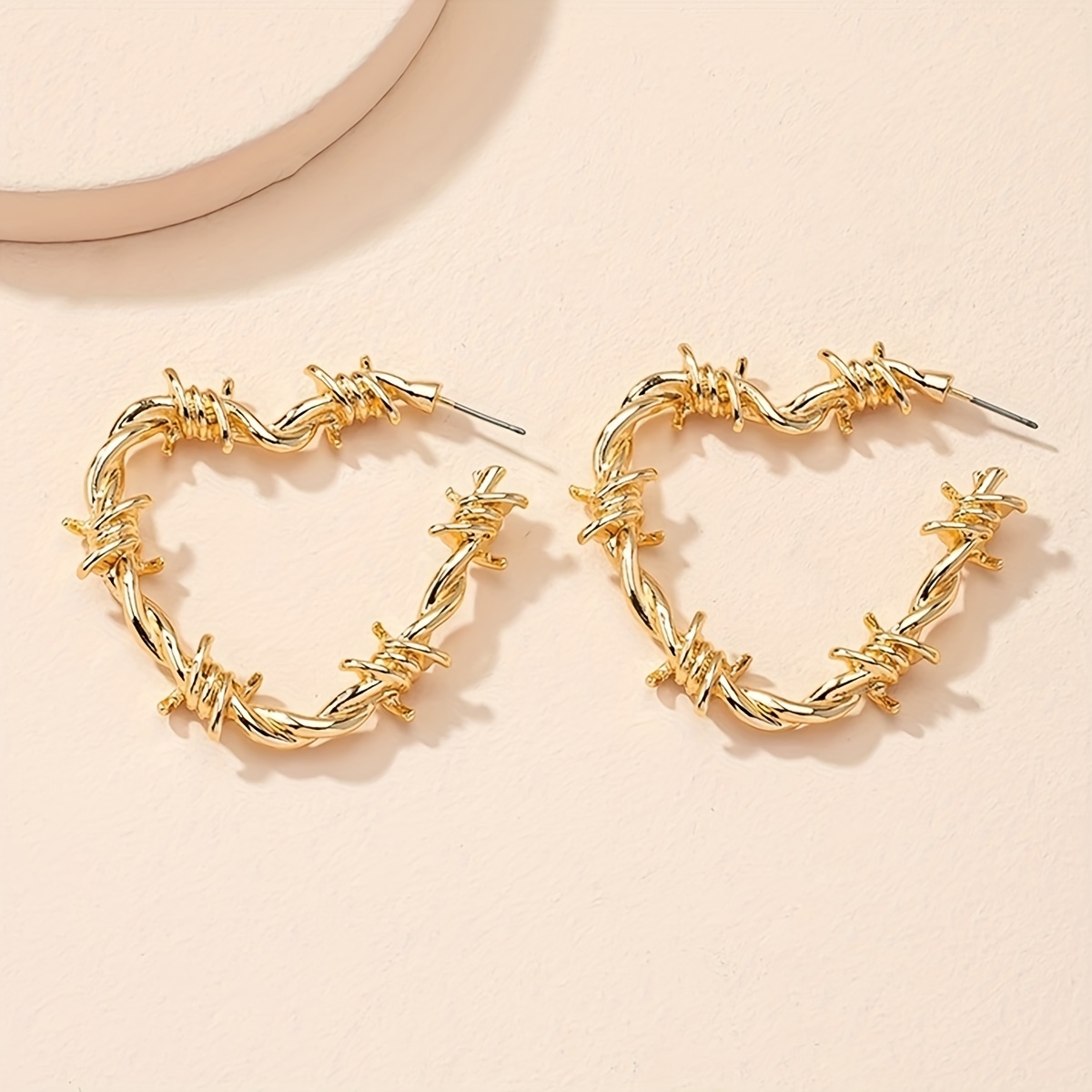 TEMU Ein Paar Modische und Coole Metall-Design Liebe Ohrstecker für Frauen auf Festivals, Geburtstage, Dates, Tänze, Partys, Urlaub, Einkäufe und als