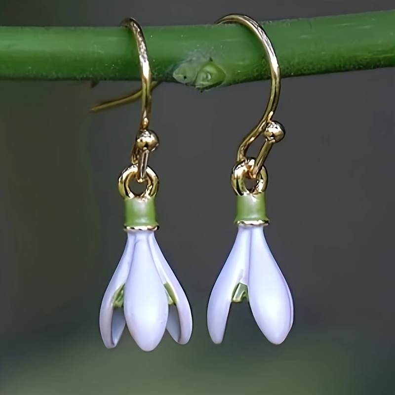 Plated Fresh White & Green Flower Earrings