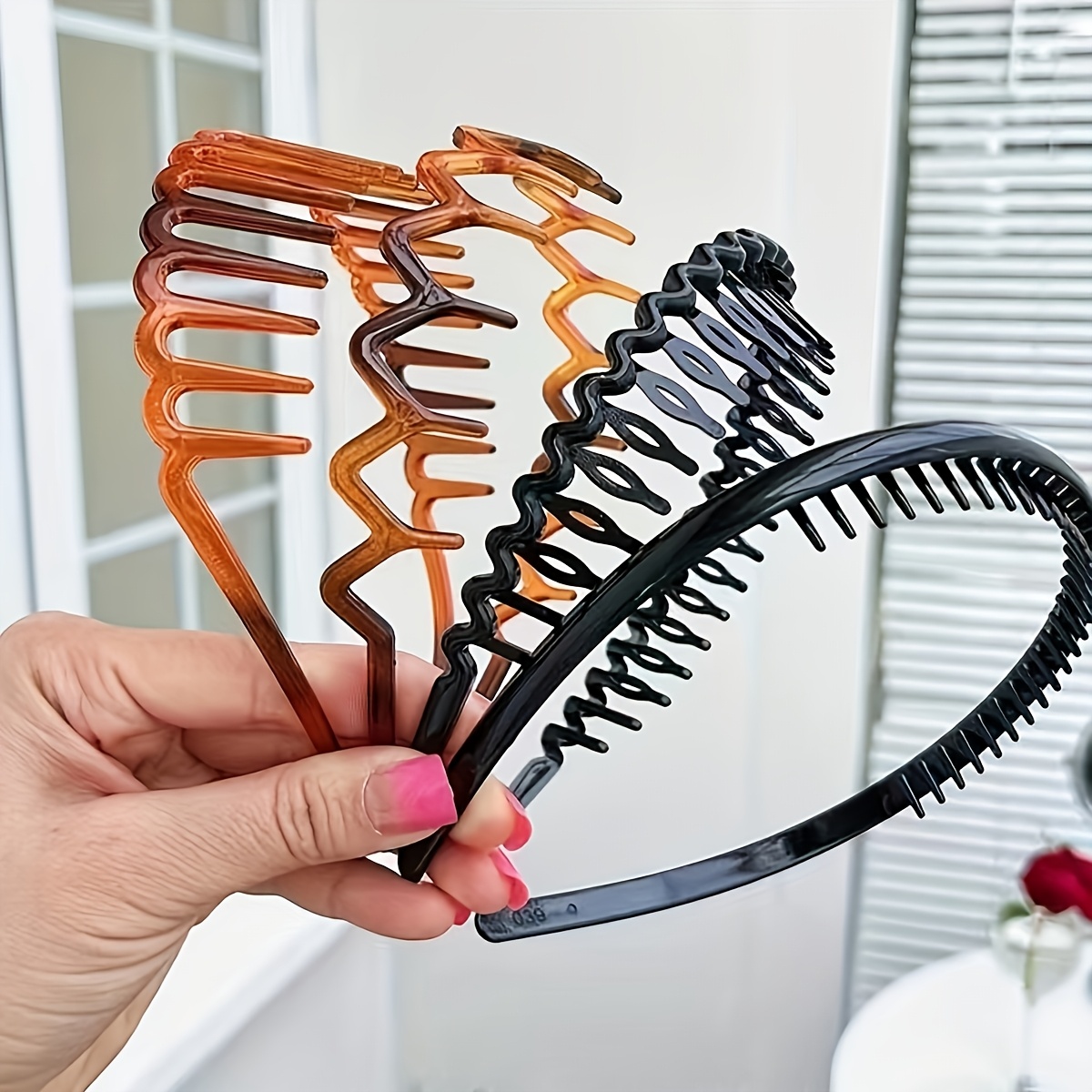 E-shop 4er-Pack Rutschfeste Weite Stirnbänder + Stilvolles Haarband Set - Weiche, Breite, Elastische Haarverzierungen für Hautpflege, Make-up,