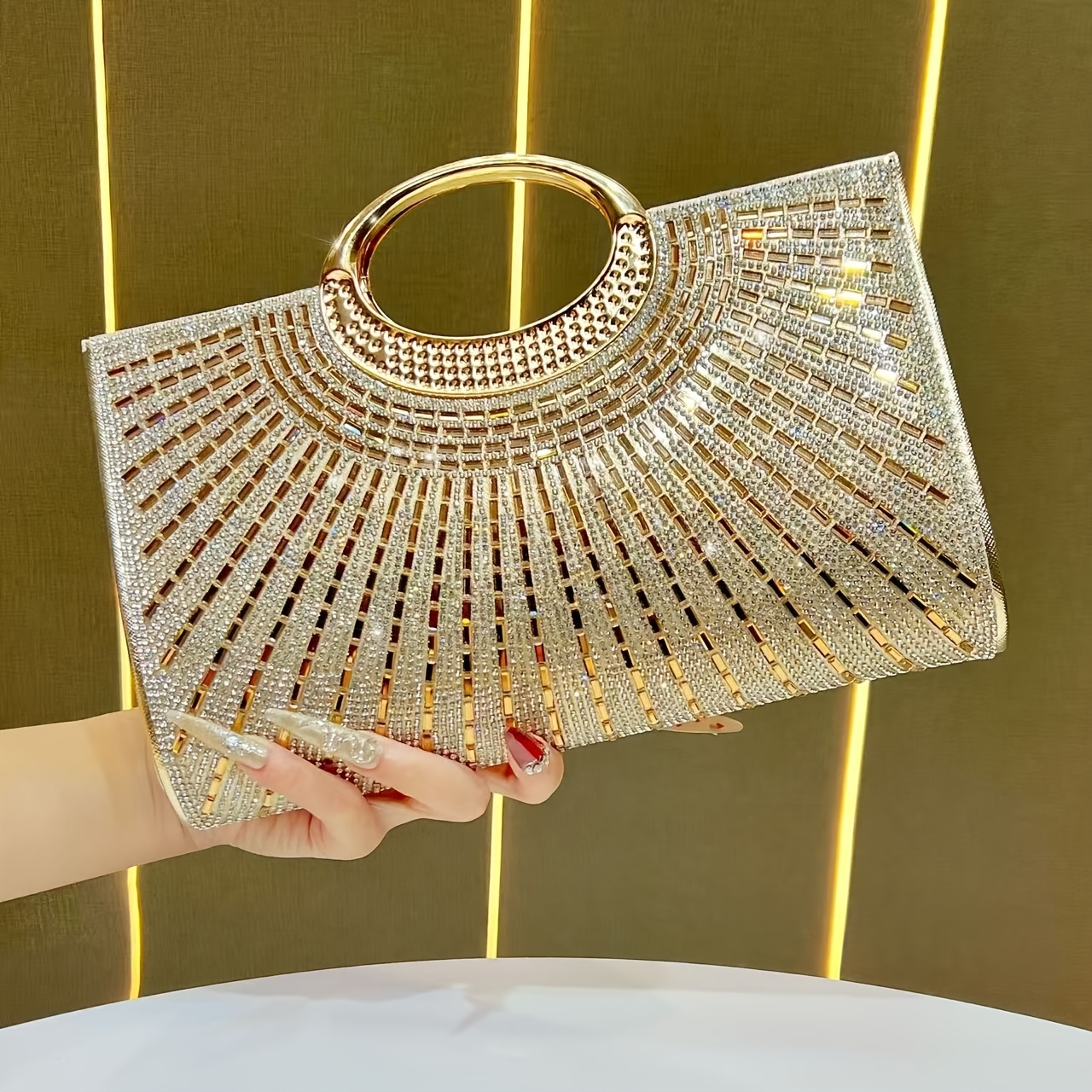 TEMU New Women's Evening Handbag, European And Style, -embellished Luxury Clutch, Fashionable Chain Bag With A Sophisticated Crossbody Design
