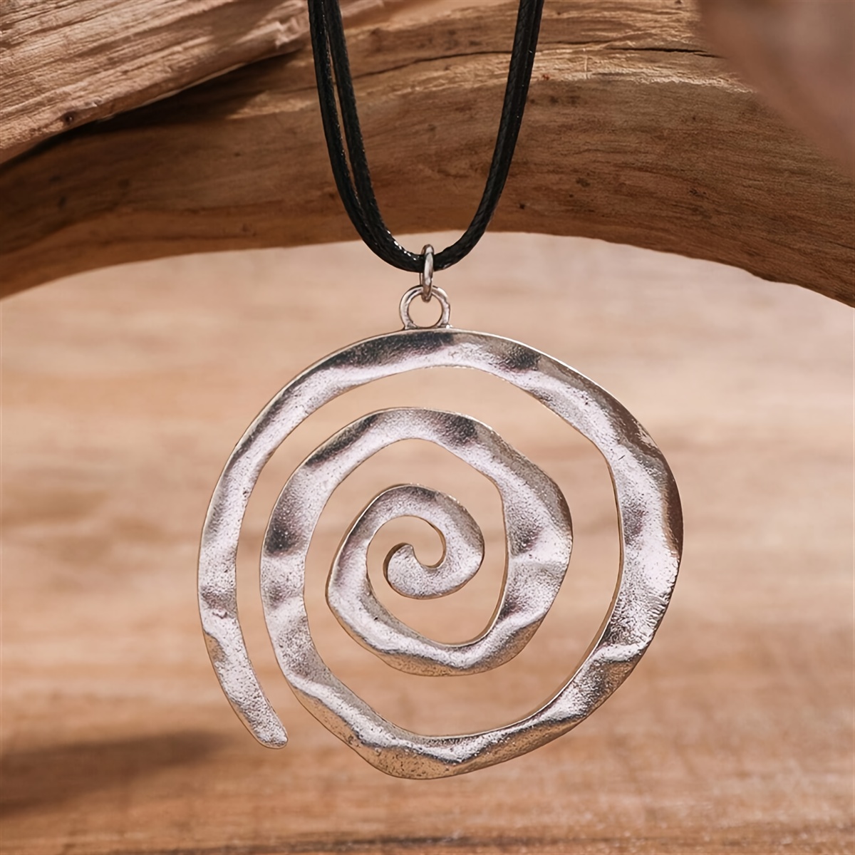 Bohemian Beach Seashell Pendant Necklace