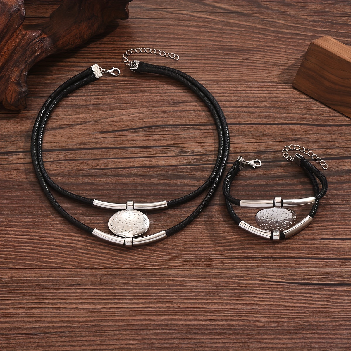 Retro Double layer Rope Geometric Oval Necklace And Bracelet Set