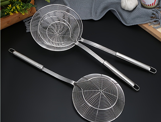 1pc strainer ladle stainless steel wire skimmer spoon with handle kitchen spider strainer household skimmer spoon for frying kitchen cooking tool for fried food kitchen stuff kitchen gadgets kitchen accessories details 8