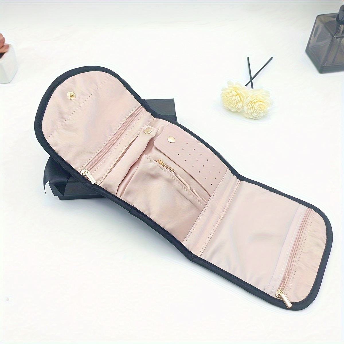 

1pc Jewelry Organizer, Portable Folding Jewelry Pouch Multiple Compartments, Non-foam , For And Use