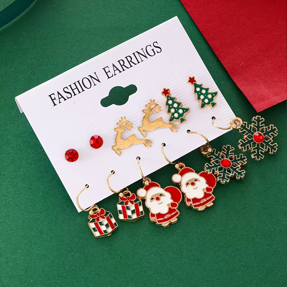 TEMU Set de 12 aretes de botón navideños con diseño de y campanas, con elegantes diseños de y de para mujer