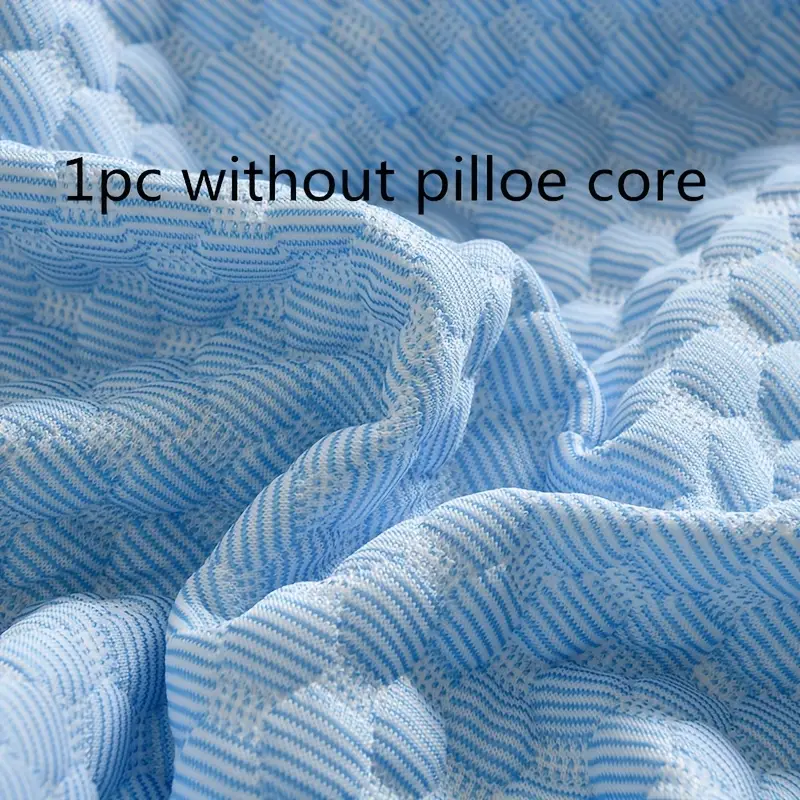 1pc light blue long pillowcase for couples cooling ice bean technology 350g heavyweight fabric no pillow core included cooling pillowcase quilted texture breathable fabric Product details 2