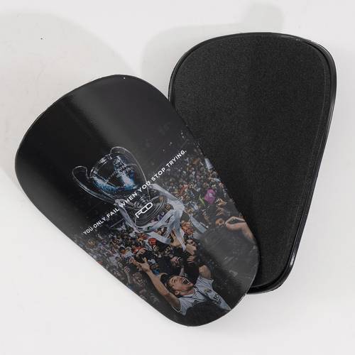 1 pair of lightweight pp eva material durable and long lasting adult soccer equipment an for football fans