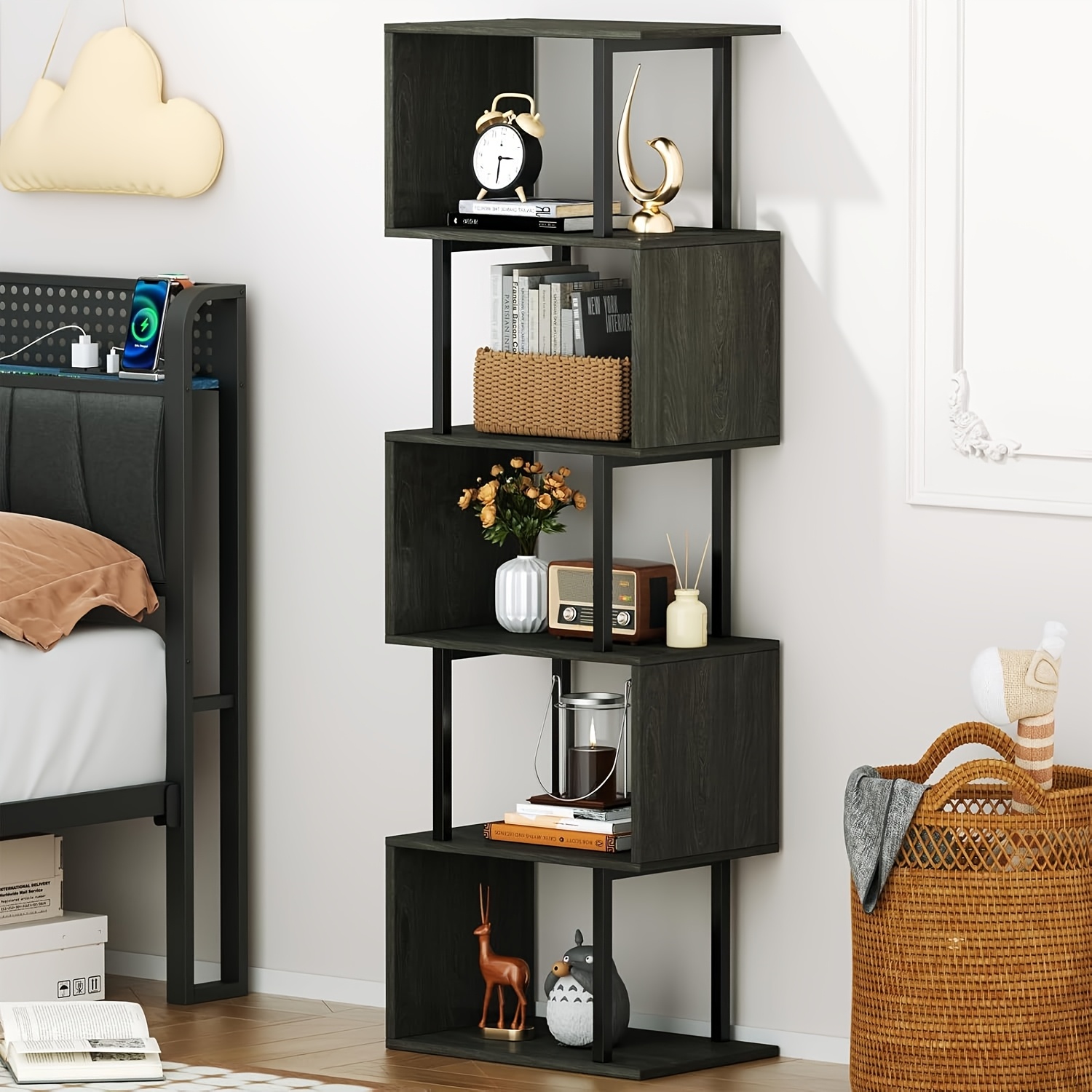 6-Tier Tall Bookshelf, Lofty Geometric Book Cabinet, S-Shaped Industrial-Style Display Freestanding Bookshelf, Metal And Wood Decorative Storage Partition Rack, Suitable for Bedroom, Living Room, Office, Black/White