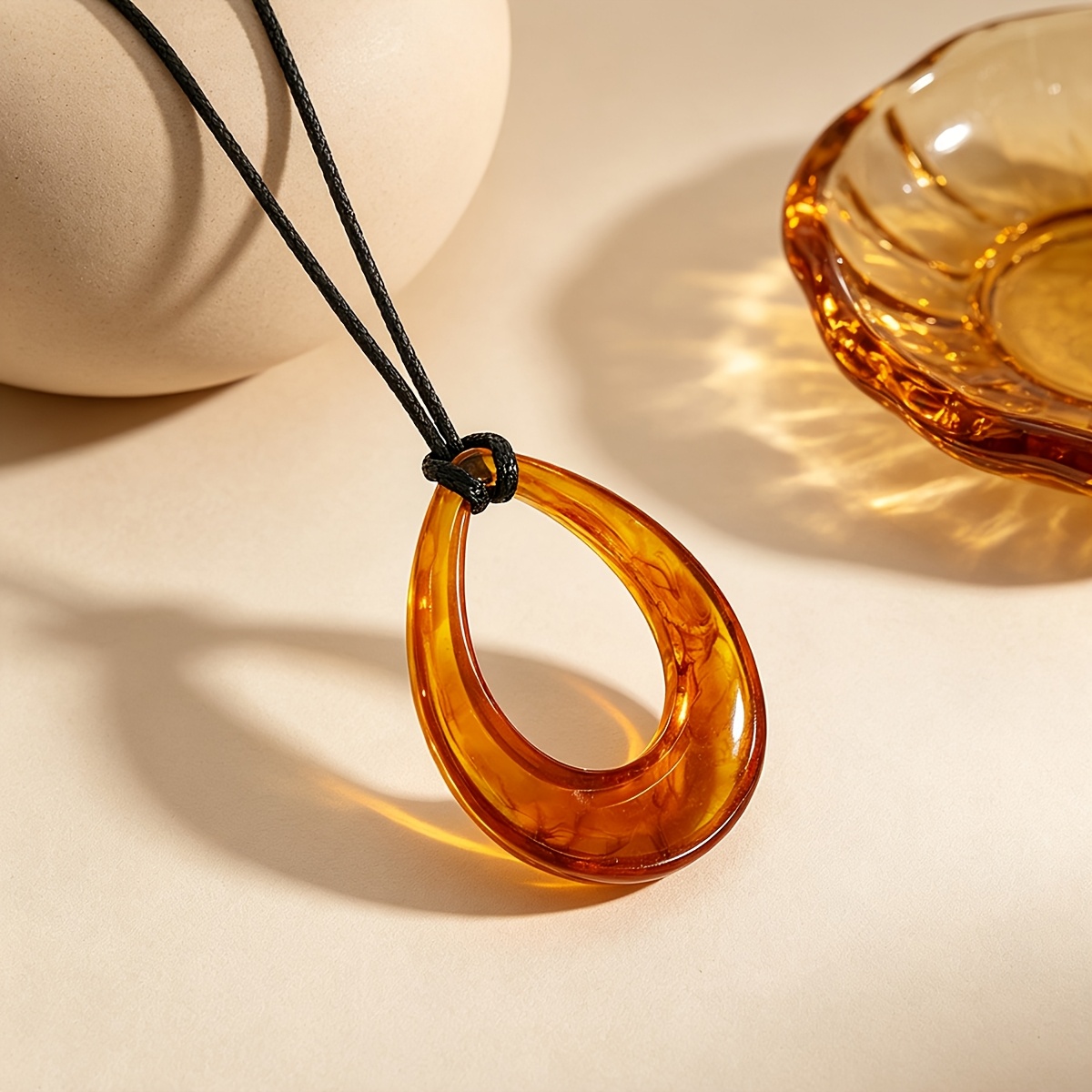 Women's Vintage Faux Amber Teardrop Ring Pendant Necklace