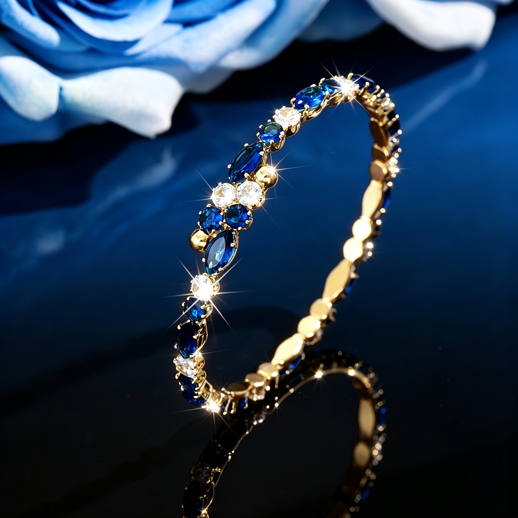 TEMU Women' Luxury Retro Banquet Bracelet, Inlaid With And White Rhinestones, For Women's Wrists For Daily Commuting And All-match, Suitable For