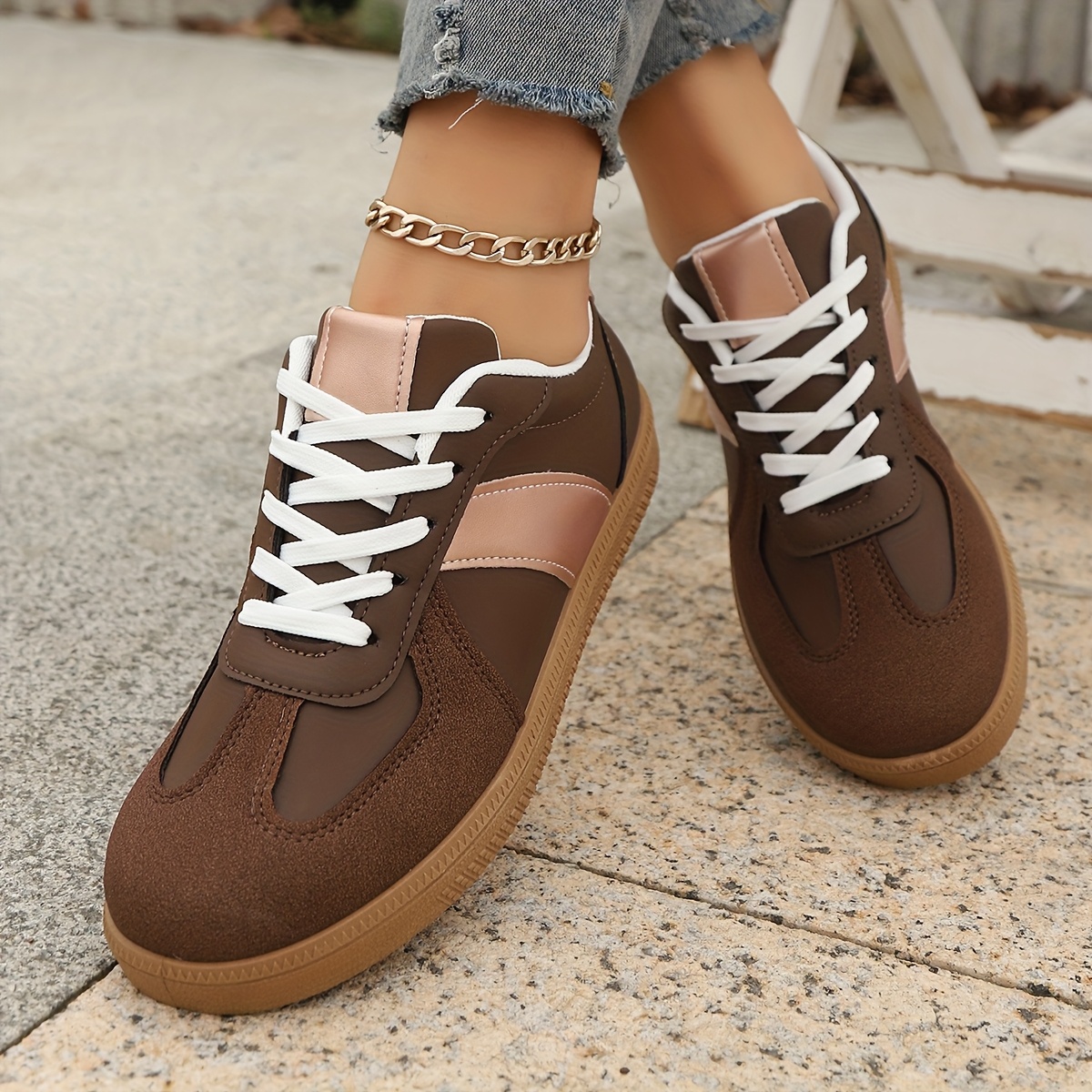 women's retro low-top sneakers beige brown lace-up shoes