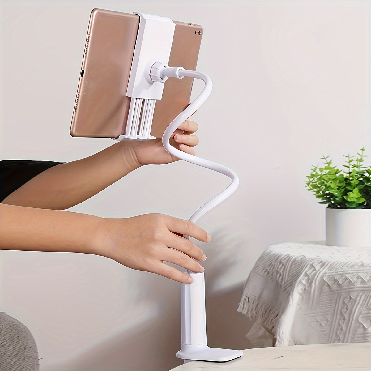 

360 Rotatable Tablet And Phone Stand, Gooseneck Arm - For Watching And On , Up Hands