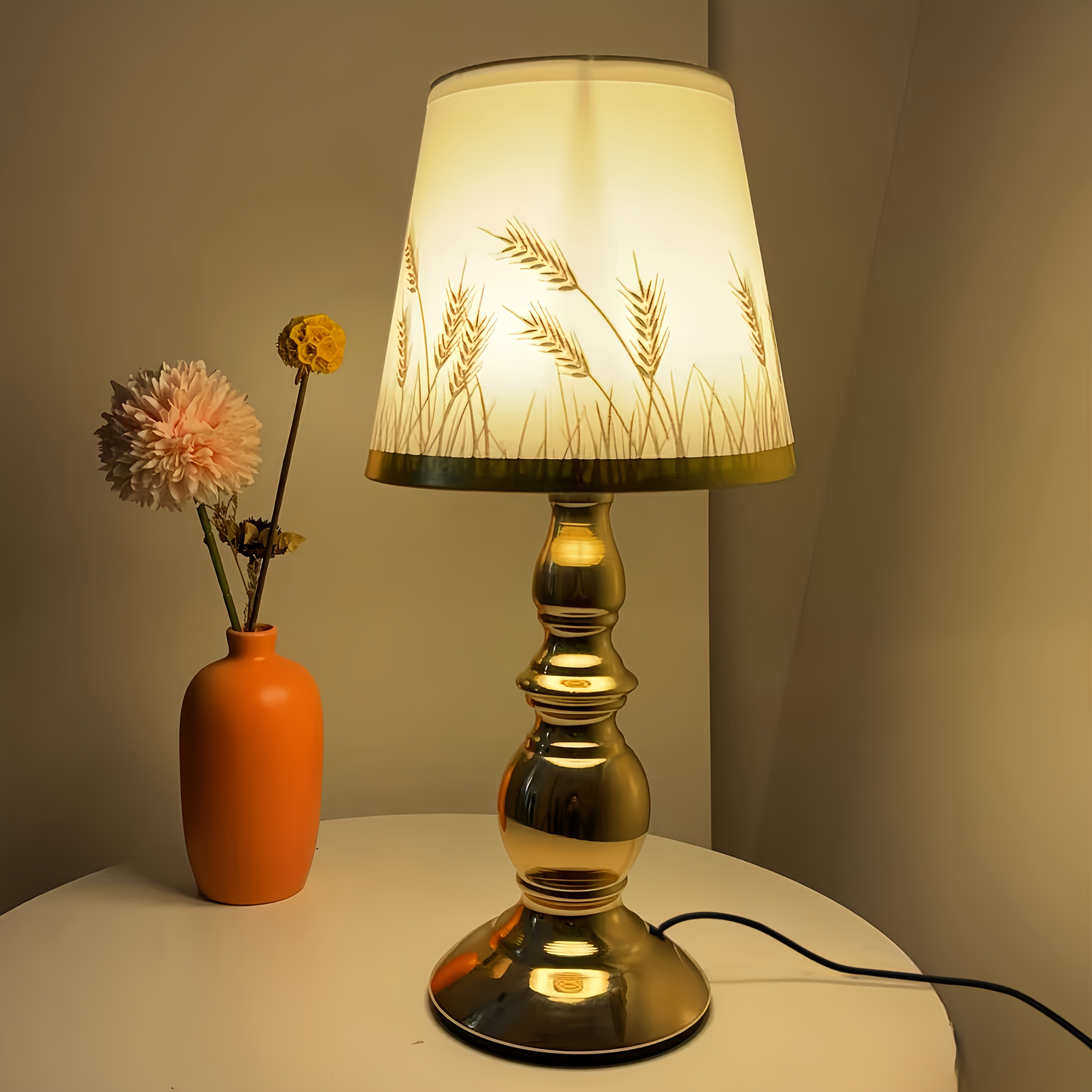 Dimmable USB Lamp with Metal Base and Cloth Wheat Shade